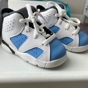 Jordan 6 UNC TD